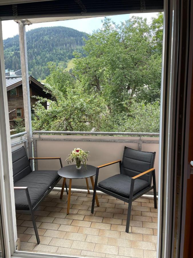 Spacious 2 Bedroom Apartment Zell-Am-See Town Center زيل أم سي المظهر الخارجي الصورة